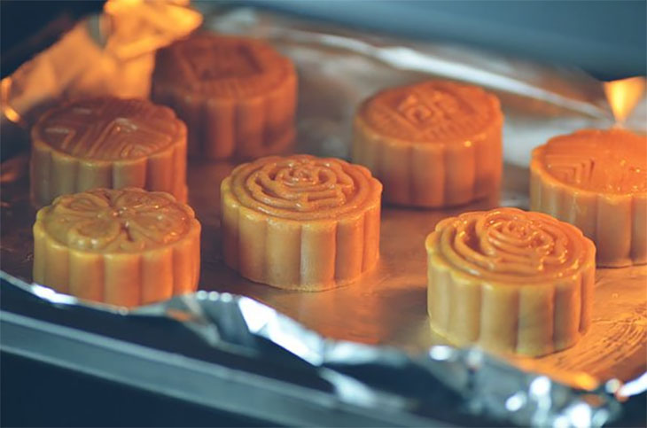 Bánh trung thu chín đều, vàng đẹp nhờ lò nướng đối lưu hiện đại